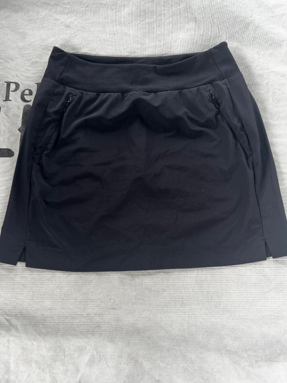 Athleta Tennis Athletic Sporty Pickleball Skirts with shorts stretchy size 4